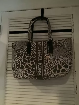 Michael Kors Carter Lady Large Shoulder Open Tote Bag Handbag Purse Zebra Print • $99