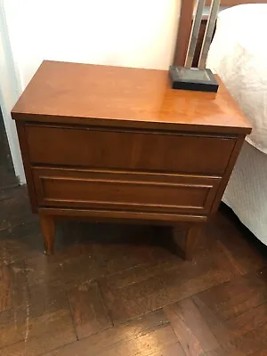 Mid Century Nightstand -Excellent Condition! • $225