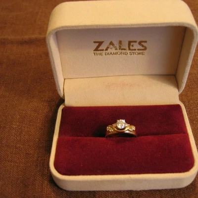 $500 • Buy 1/2 Carat Diamond Engagement And Wedding Ring Set 