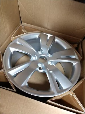 NEW OE SAAB NG 9-5 18 Inch 5 Spoke Wheel ALU 102  13241705 • $270