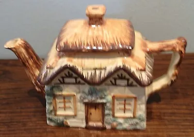 Vintage Keele Street Pottery Cottage Ware Lidded Teapot.  • £13.95