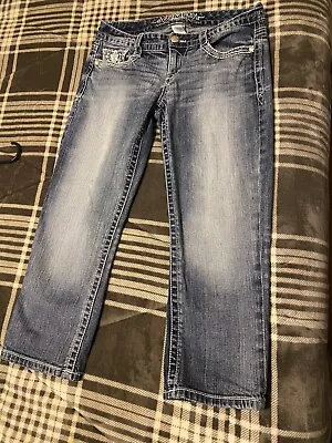 Maurices Premium Jeans Women's Size 7-8 Regular Embellished Applique Distressed • $10.99