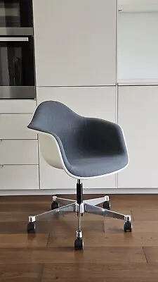 Vitra Eames PACC Office Chair With Gas Lift & Soft Castors • £225