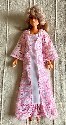 Vintage 1970's Mego Farrah Fawcett ( Charlies Angels ) Doll And Outfit • £39