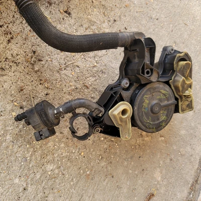 $40 • Buy 2014 Volkswagen Jetta 1.8t Vaccum Pump Assembly