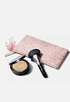 MAC FIRELIT KIT~GOLD~SOUL GLOW Highlighter & BRUSH & Pink Bag GLOBAL~ NEW 🎁 • $22