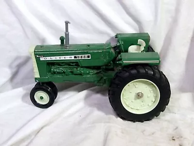 Oliver 1555 1/16 Diecast Farm Tractor - Mint • $25