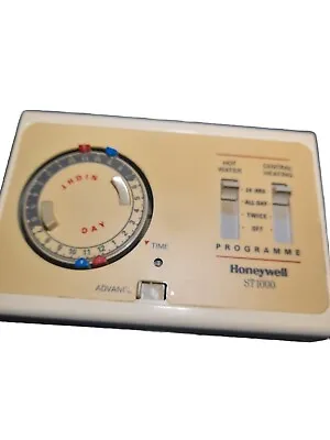 Honeywell ST1000 24 Hour 2 Channel Programmer Thermostat • £80