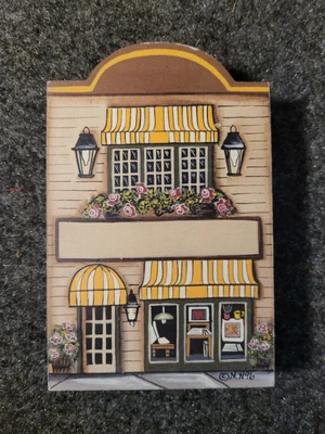$3.59 • Buy Brandywine Woodcrafts  Computer Store  Blank Vintage Shelf Sitter Yorktown VA C4