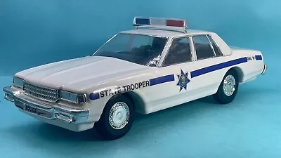Vintage Jim Beam State Trooper Police Car 1:12 Vehicle Porcelain Spirit Decanter • $49.99