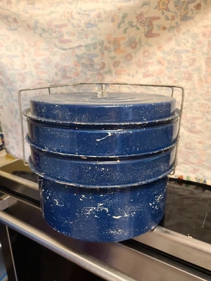 $10 • Buy Vintage Stacking Tin Metal Pie Cake Food Lunch Carrier 3 Tier