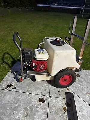 Power Washer Petrol • £900