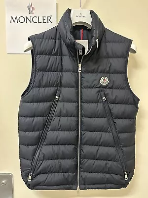 NWT Mens Moncler Albyt Down Quilted Vest ... Size 3 ... Auth...CLASSIC- $1095+! • $869.99