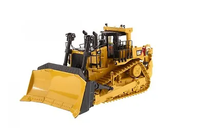 1:50 Scale Cat® D10T2 Track-Type Tractor Die-cast Model - DM85532 • £135