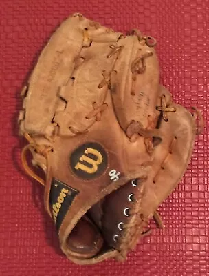 Vintage WILSON The A2000 -L Dual Hinge Baseball Glove Mitt RHT • $98.99