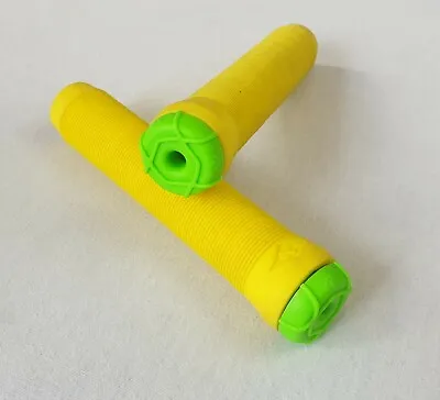 Sacrifice / Blunt Envy - Stunt Scooter / BMX Grips & Bar Ends - Yellow / Green • £5.95