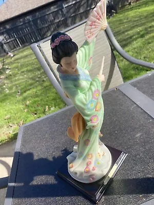 Beautiful Japanese Statue LA Verona Collection Fan Dancer  • $10