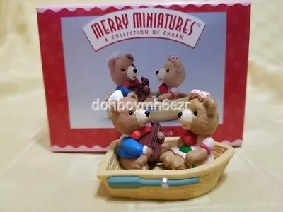 Hallmark Merry Miniatures 1996 Sweetheart Cruise Bear Boat Set Valentine's Day • $8.99