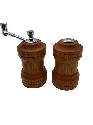 Vintage Olde Thompson Natural Wood Salt And Pepper Grinder Mill Shaker Set USA • $11.99