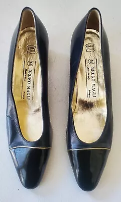 Bruno Magli Black Leather Women's Pumps Shoes Cap Toes Size 9 AA Made In Taly.  • $45