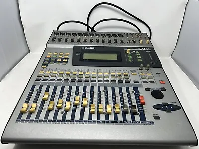 YAMAHA Mixer 01V Digital Mixing Console • $299.95