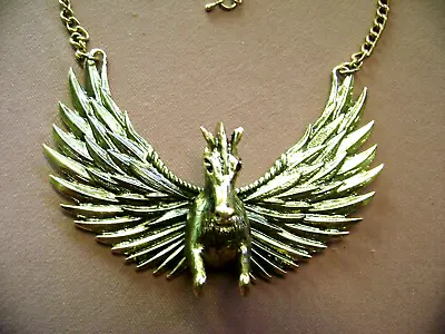 $12.99 • Buy Nwt- Antiqued Gold Tone Pegasus Statement  3-d Body 16  Lenth  Bib Necklace