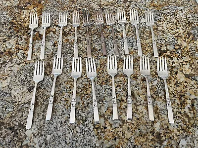 18Oneida Community CORONATION Silver Plate DINNER FORK SFlatware Silverware 1936 • $45