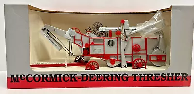 Vintage McCormick Deering Special Edition 1/28th Thresher By SpecCast W/Box! NIB • $89.99