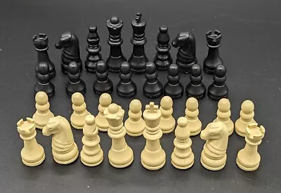 Chess 32 Complete Set Plastic Hollow Pieces Black White/bone Vintage • $11.99