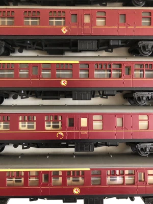 £32.99 • Buy OO Gauge BR Maroon Carriages X 5