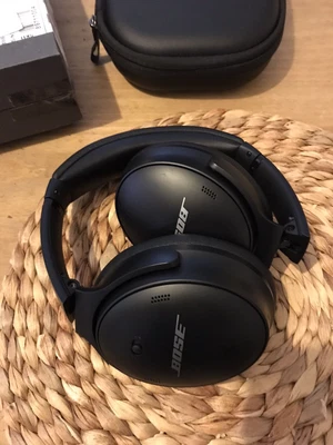 £106 • Buy Bose Quietcomfort Qc45 Wireless Over Ear Headphones