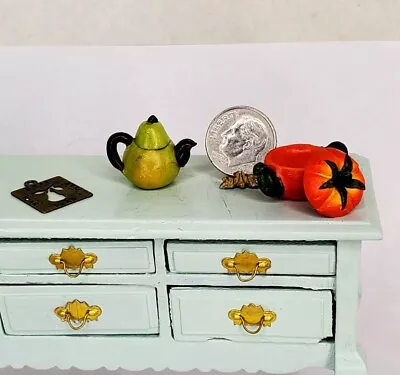 Vintage Pear & Tomato Tea Pot & Sign 1:12 Dollhouse Miniature Country Decor Lot • $24.99