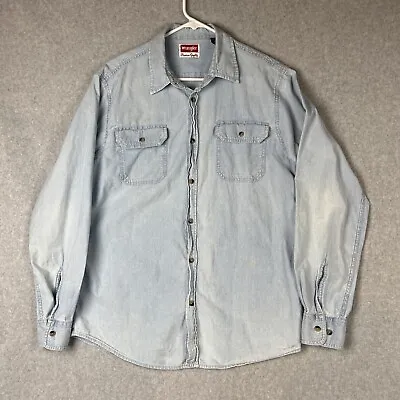$15.40 • Buy Vintage Wrangler Blue Chambray Button Down Work Shirt Medium DISTRESSED