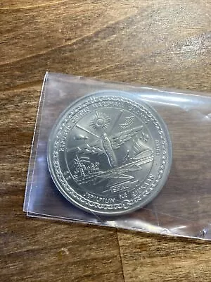 1988 Launch Of The Space Shuttle Discovery  $5 Marshall Islands Coin • $9.99