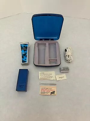 Vintage Lady Remington Electric Shaver Razor - Blue Case #2M2L - 1990's Retro • $14.75