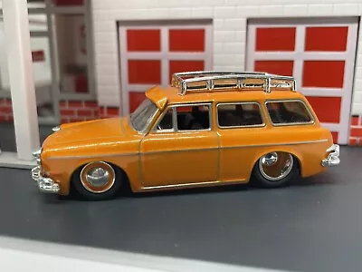 Maisto 1965 65 Volkswagen Variant Squareback Orange 1/64 • $24.95