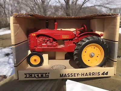 Vintage 1988 Ertl Massey-Harris 44 Tractor Diecast 1/16 USA • $45