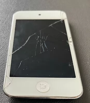 Ipod Touch A1367 - 16GB - Broken Screen -Turns On But Screen Controls Don't Work • $7.35