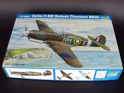 Trumpeter 1/32 02228 Curtiss P-40B Warhawk • $24.99