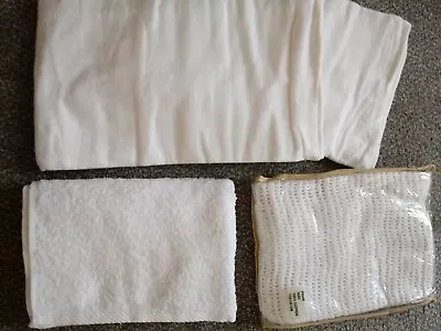£3.95 • Buy Pram Baby Bundle 2 Flat Flannelette Sheets, Cellular Blanket, Hand Towel, NEW 