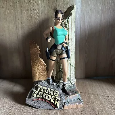 Tomb Raider Lara Croft 10  Inch Jungle Diorama With Figure • £69.99