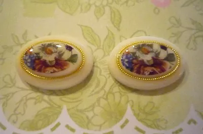 Vintage Cameos Floral Bouquet German 25X18mm Cabochons Ivory Gold Rim - Qty 2 • $4.49