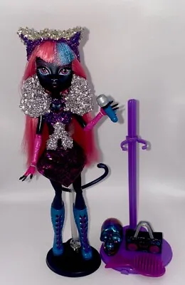 Monster High Catty Noir Boo York (Read Description For Details) • $90