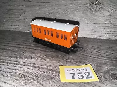 Hornby R112 OO Gauge Clarabel Coach -Thomas Tank Engine And Friends • £9.99