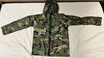 VTG USGI Mil-Spec Parka Cold Weather Jacket Woodland Camouflage Hood Med-Reg • $2.25