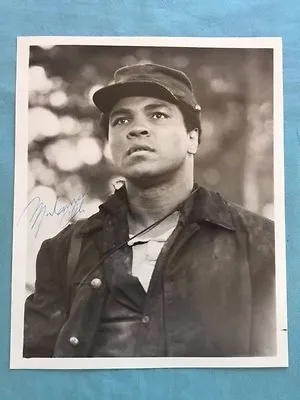 Publicity Photograph Of Heavyweight Boxing Champion Muhammed Ali - Signed By Ali • $450