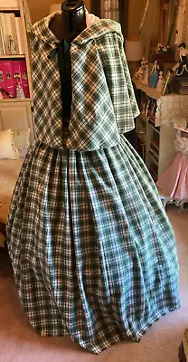 Ren/Highland Dickens Xmas Caroler Tartan Plaid Mrs Claus Cape Skirt Costume OS • $114.99