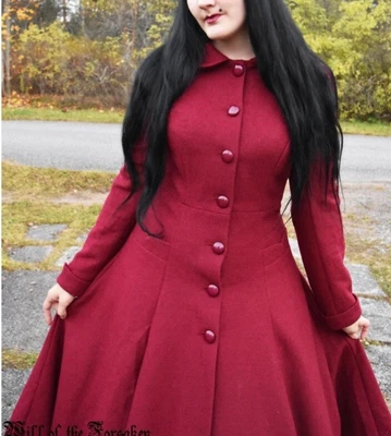 £70 • Buy Collectif Vintage Swing Burgundy Coat