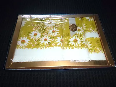 NOS Vtg Martex 4 PC Towel Set MOD Floral Bath Hand & 2 Wash Daisy Down • $59