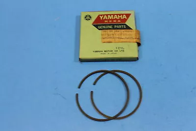 Nos Oem Yamaha 1974 Mx250 Mx360 Standard Piston Ring Set / 313-11611-00-00 • $59.95